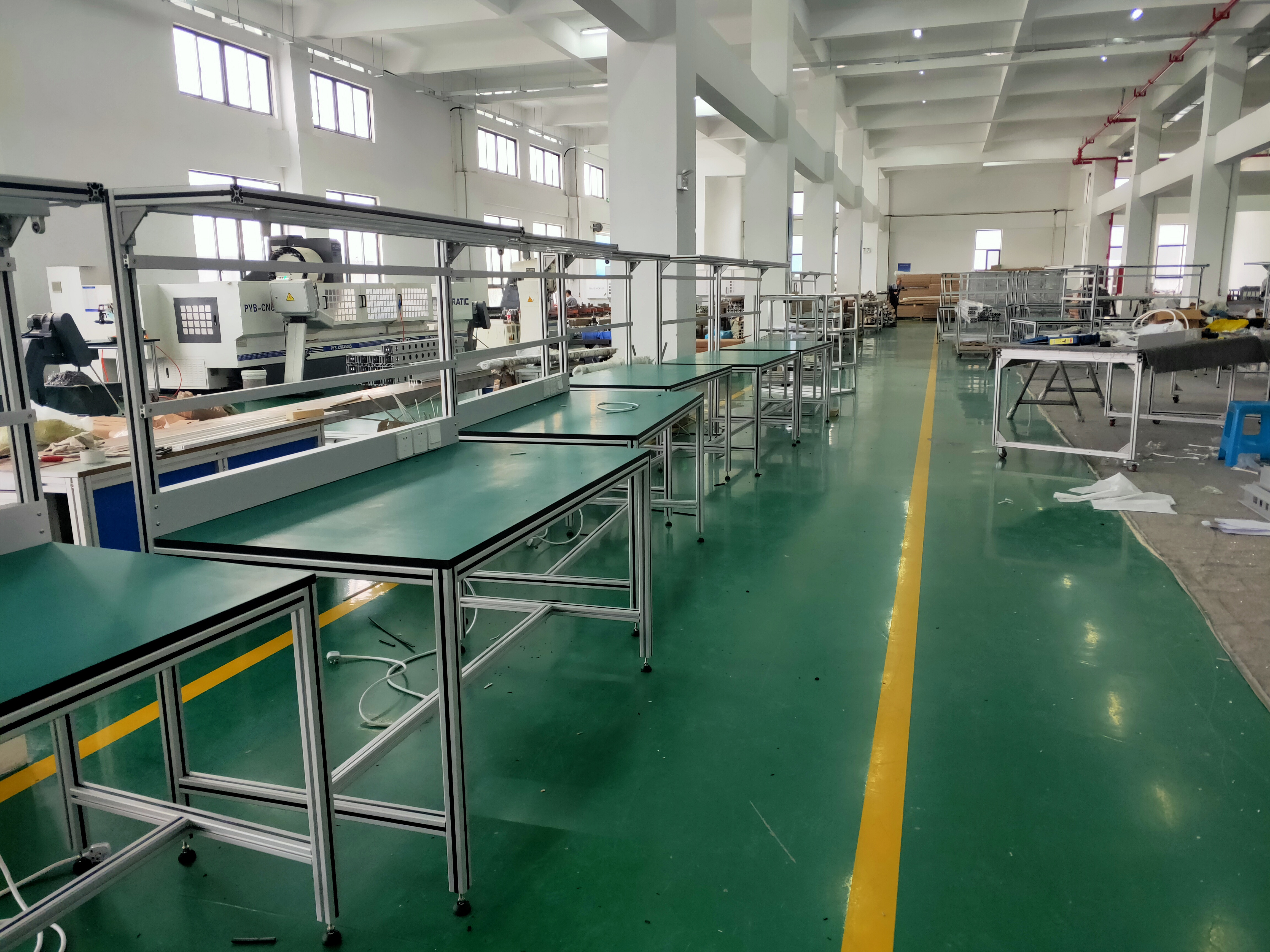 南京防靜電工作臺有著怎樣的不同之處？