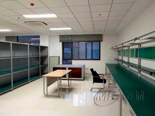 浙江鋁型材廠家生產的防靜電工作臺，和江蘇有什么不一樣？