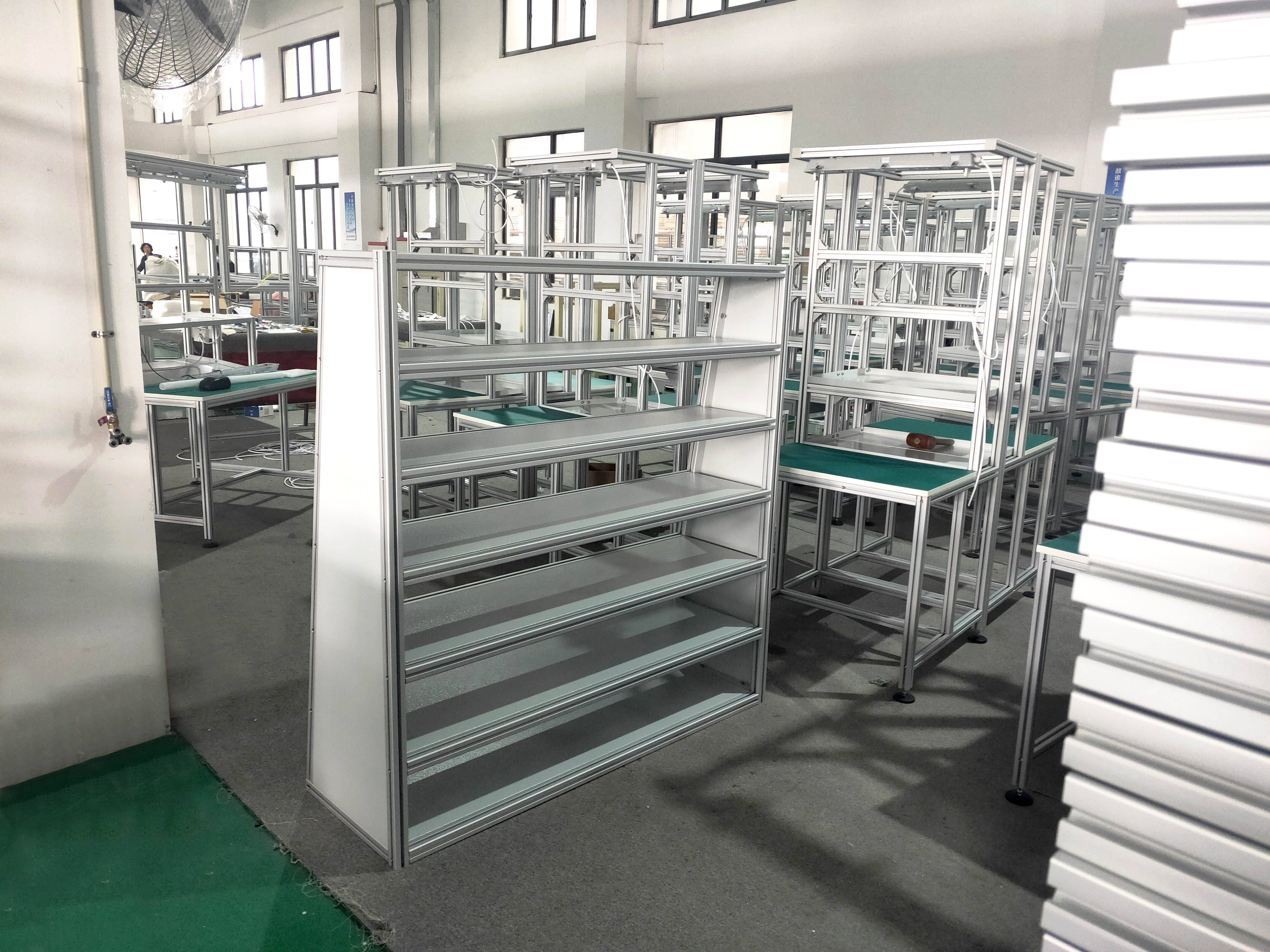 泰州鋁合金框架廠家，用8080型材搭建哪類框架？